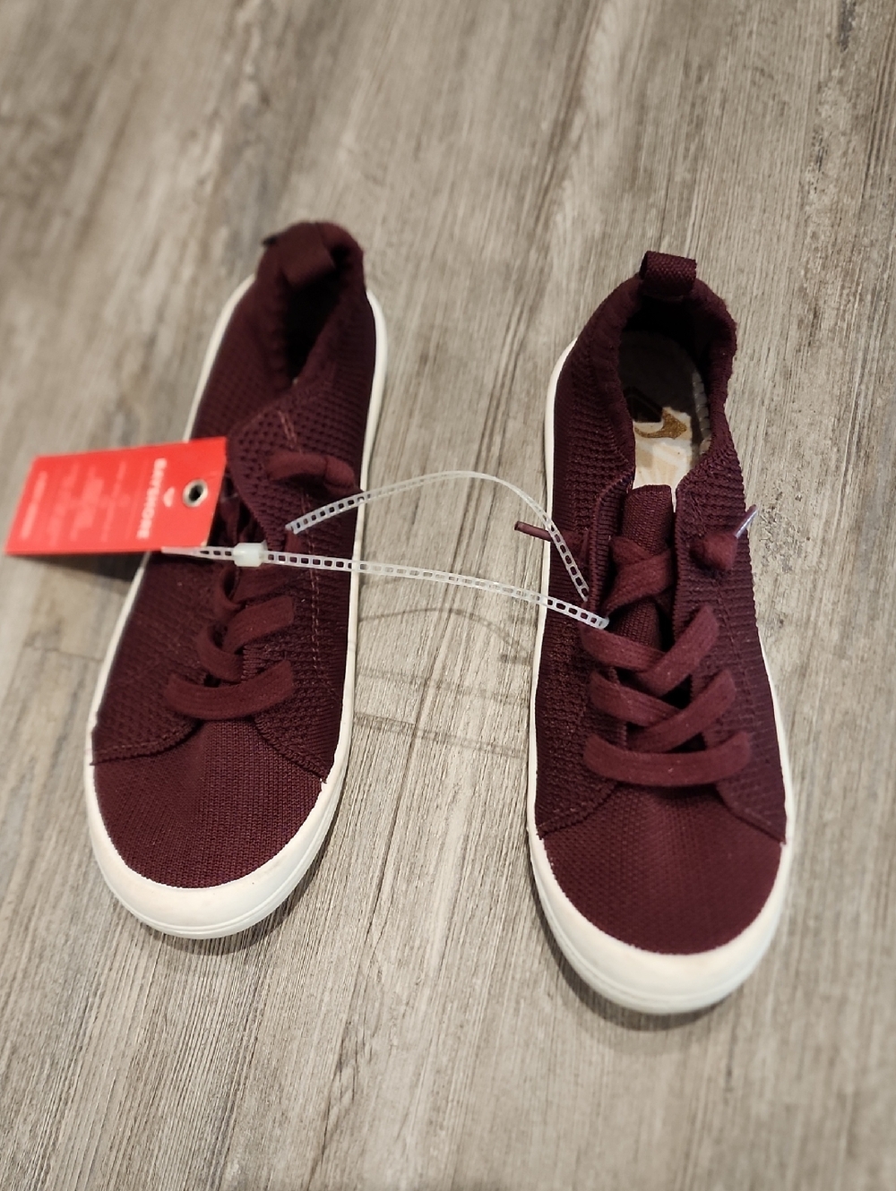 Roxy Women’s Knit Lace-Up Sneakers in Burgundy